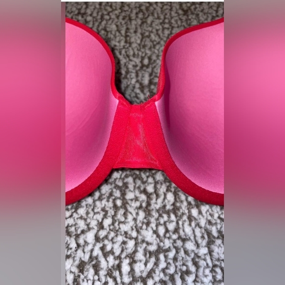 NWT PINK VS T-SHIRT BRAS RED SIZE 38D - Picture 6 of 8